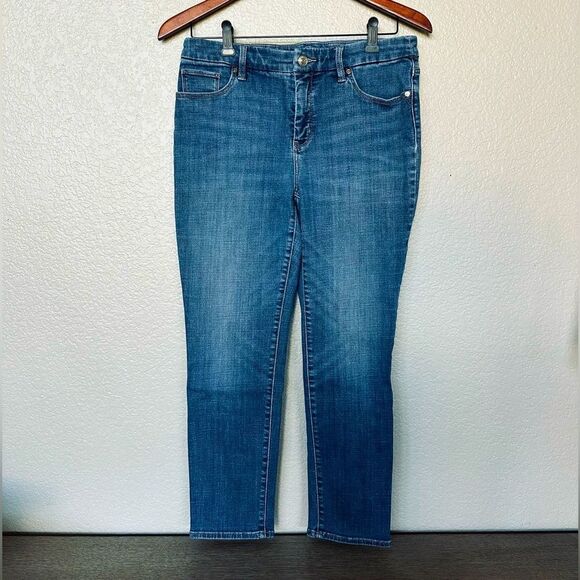 Chico’s So Slimming Cropped Denim Jeans .5 - Picture 1 of 6
